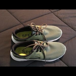 sperry women's tennis shoes